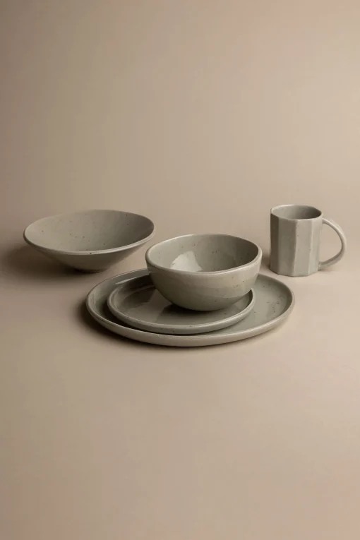 ASHEN SALAD PLATE