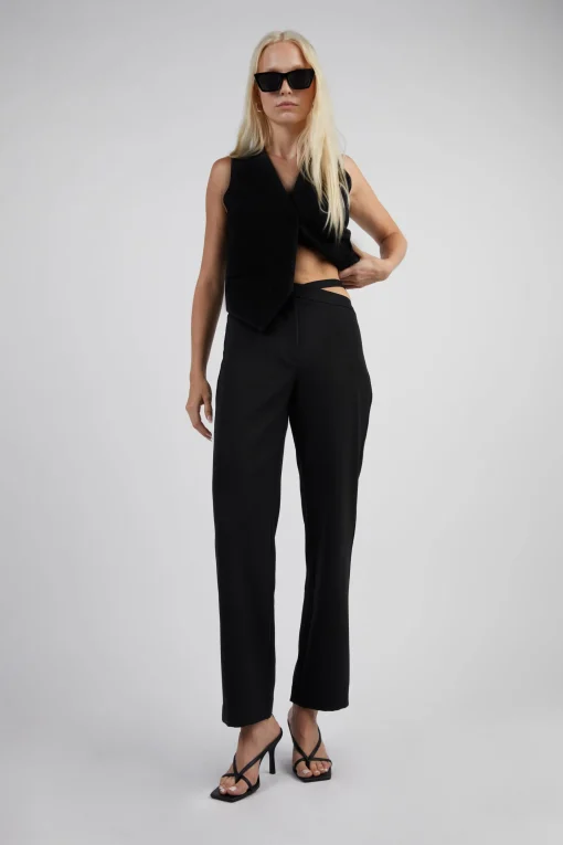 ASYMMETRIC WAIST PANT