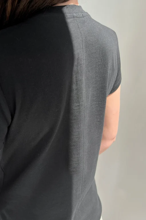 BASIC CREWNECK T-SHIRT