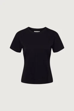 BASIC CREWNECK T-SHIRT