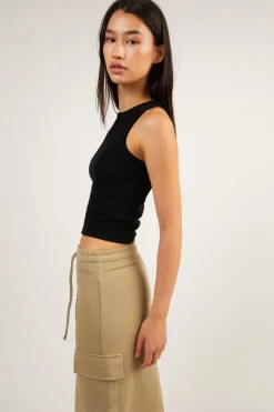 BASIC TANK TOP