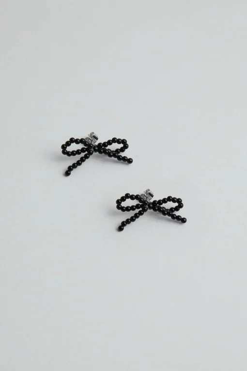 BEADED BOW STUD EARRING