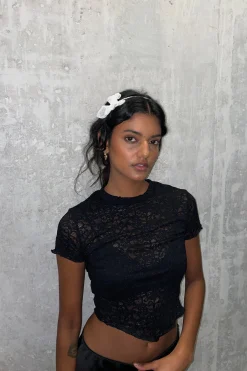 BEADED HEADBAND WITH BOW