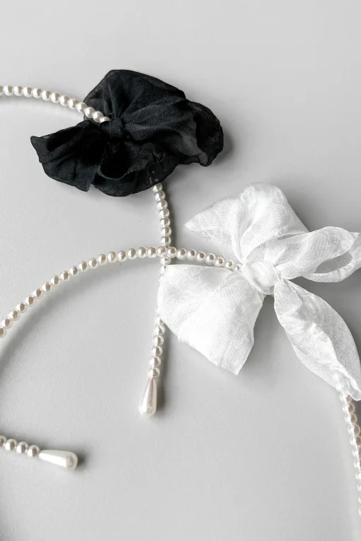 BEADED HEADBAND WITH BOW