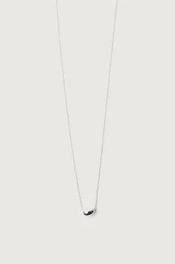 BEAN PENDANT NECKLACE