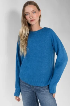 BLUE CREWNECK SWEATER