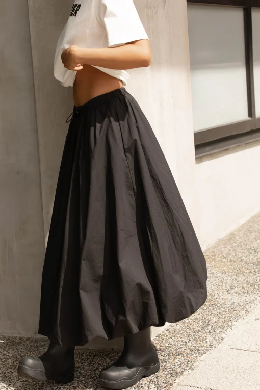 BUBBLE HEM MAXI SKIRT