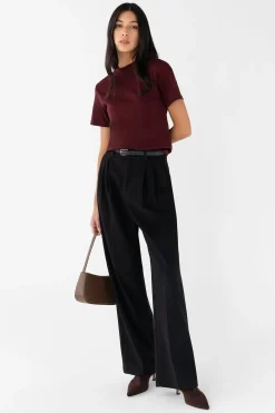 BURGUNDY SHORT SLEEVE TOP