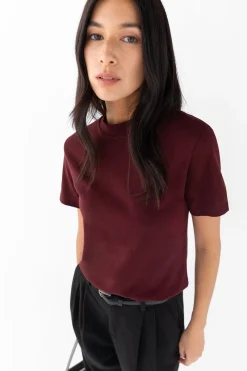 BURGUNDY SHORT SLEEVE TOP