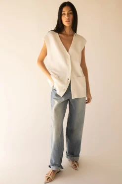 BUTTON FRONT SWEATER VEST
