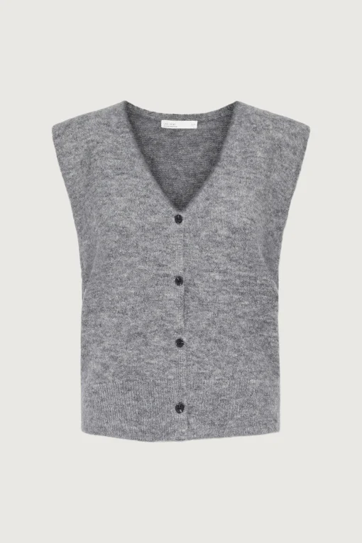 BUTTON FRONT SWEATER VEST