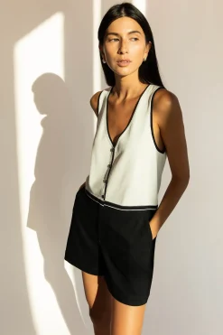 BUTTON FRONT TANK