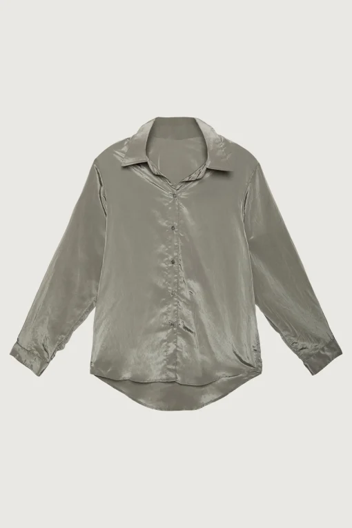 BUTTON UP SHIRT