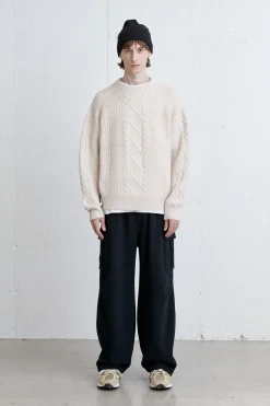 CABLE KNIT CREWNECK SWEATER