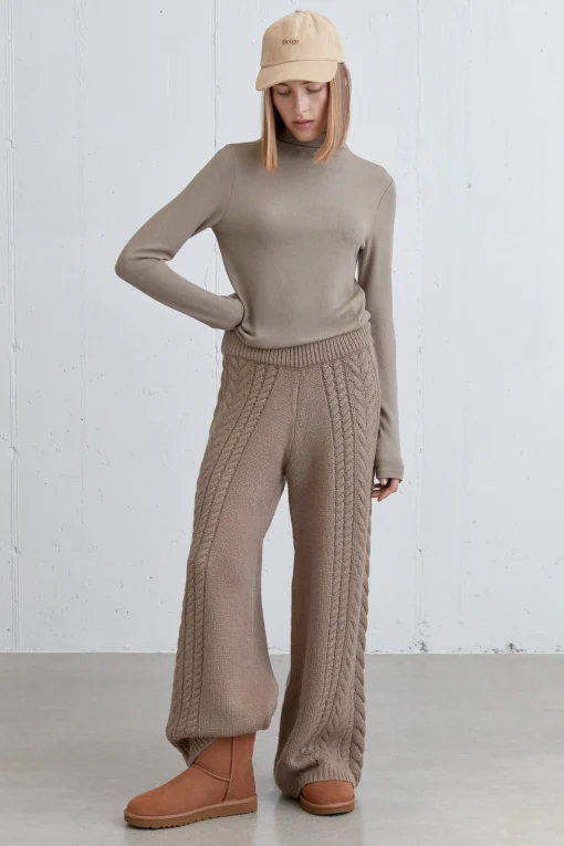 CABLE KNIT PANT