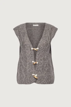 CABLE KNIT VEST WITH TOGGLES