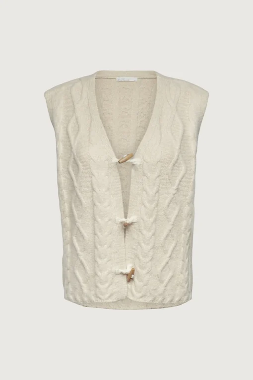 CABLE KNIT VEST WITH TOGGLES