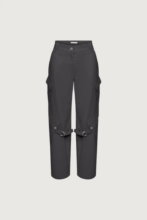 CARGO PANT WITH POCKET DETAILS