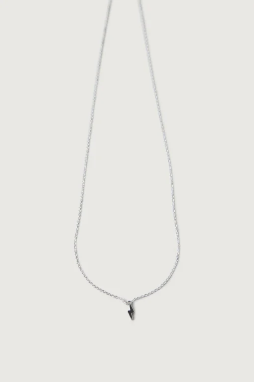 CHARM PENDANT NECKLACE