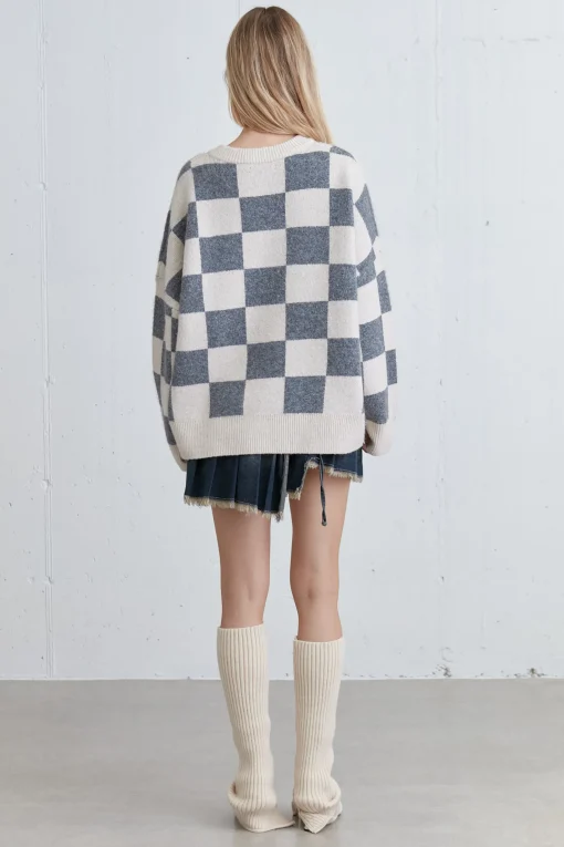 CHECKERED CREWNECK SWEATER