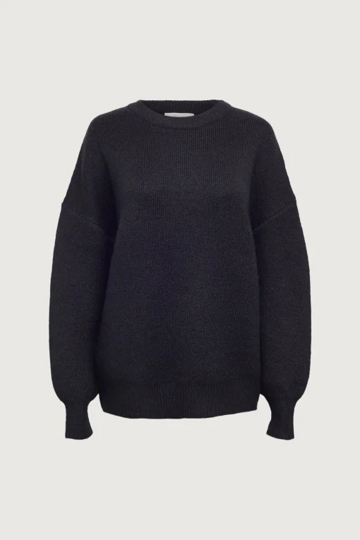CHUNKY SWEATER