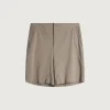 CLASSIC FIT SHORT