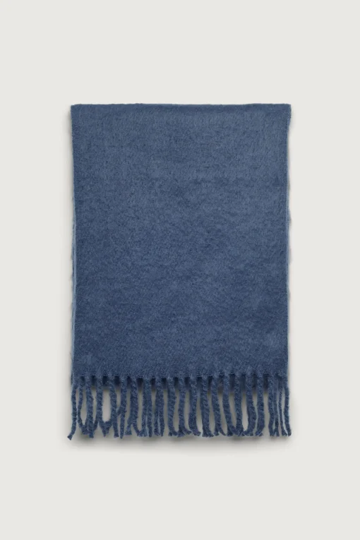 CLASSIC SCARF