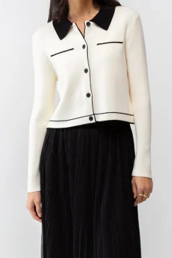 COLLARED SWEATER