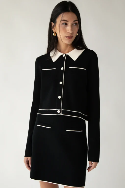 COLLARED SWEATER