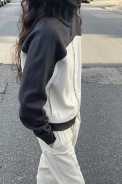 COLOUR BLOCK ZIP-UP JACKET