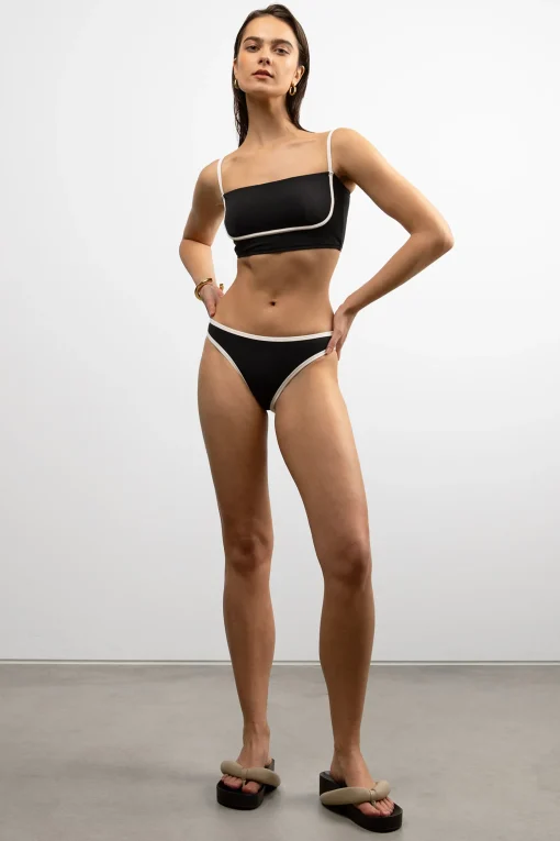 CONTRAST DETAIL LOW-RISE BIKINI BOTTOM