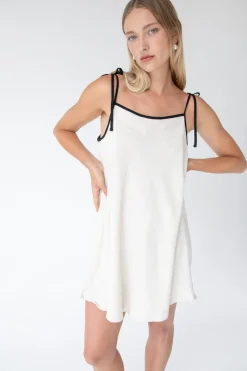 CONTRAST DETAIL MINI DRESS