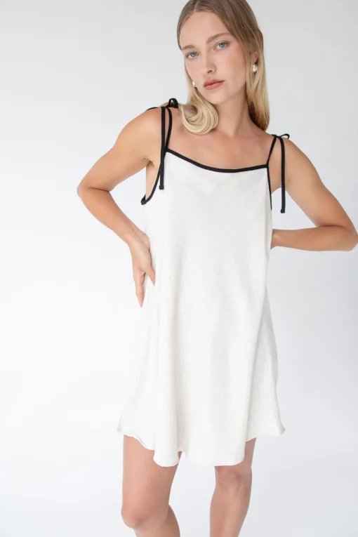 CONTRAST DETAIL MINI DRESS