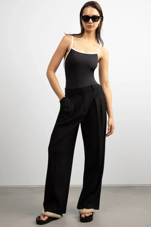 CONTRAST DETAIL ONE PIECE SWIMSUIT