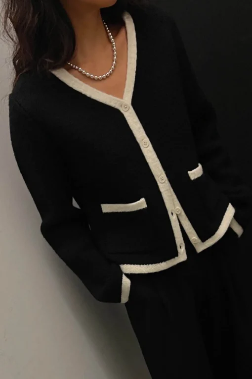 CONTRAST TRIM BUTTON UP CARDIGAN