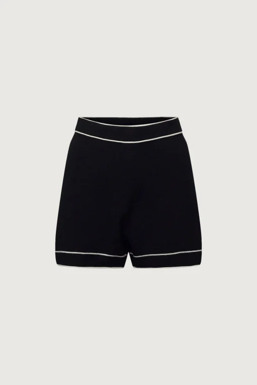 CONTRAST TRIM KNIT SHORT