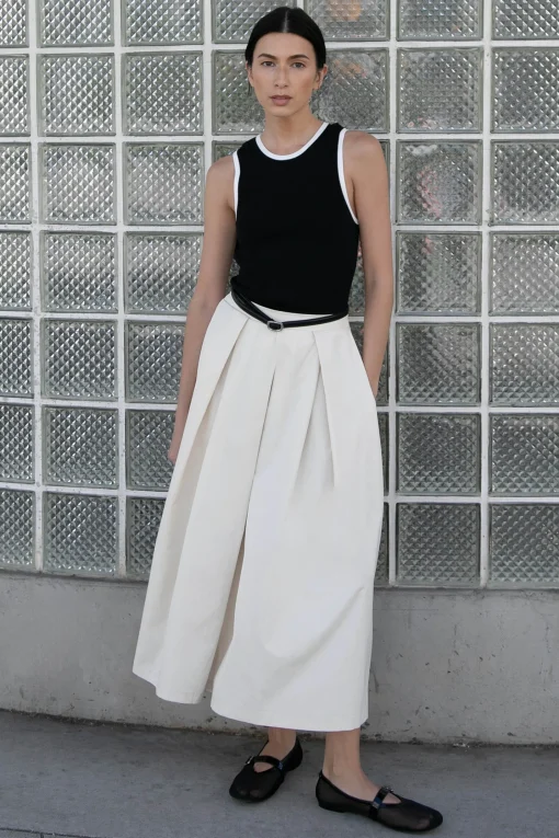 CONTRAST TRIM RACER BACK TANK TOP
