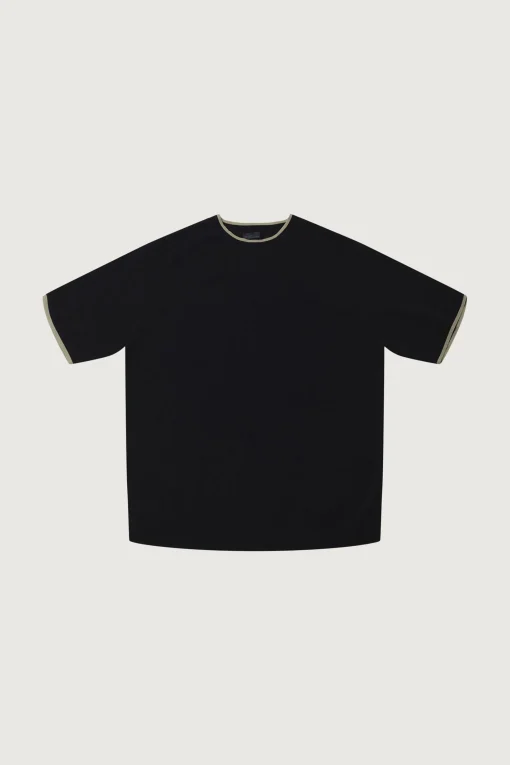CONTRAST TRIM SHORT SLEEVE SWEATER
