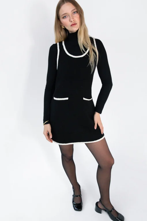 CONTRAST TRIM SLEEVELESS KNIT MINI DRESS