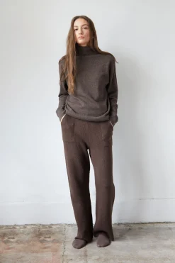 COZY SWEATER PANT