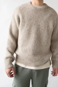 CREWNECK SWEATER