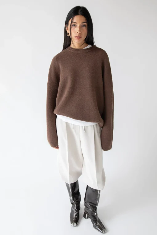 CREWNECK SWEATER