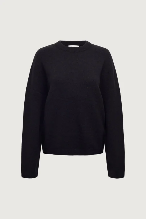 CREWNECK SWEATER