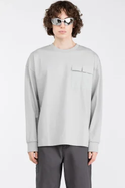 CREWNECK SWEATSHIRT WITH CARGO POCKET