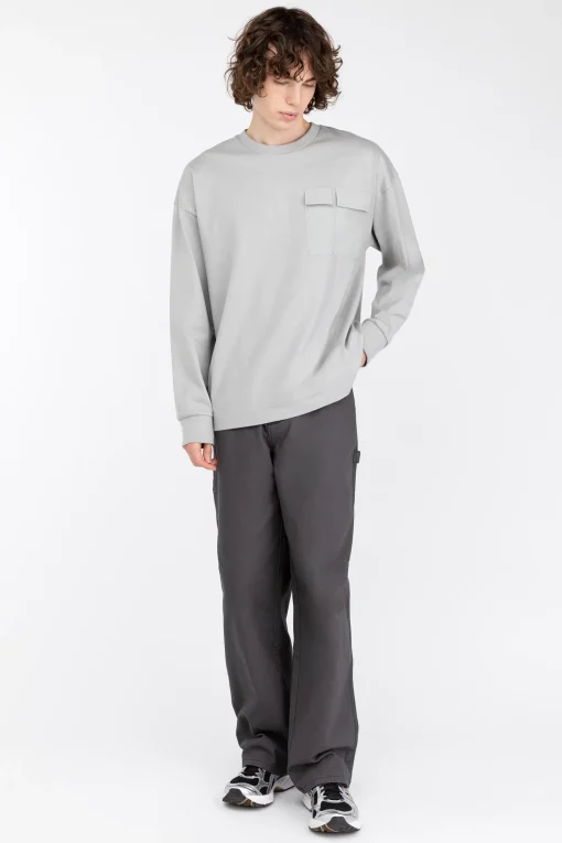 CREWNECK SWEATSHIRT WITH CARGO POCKET