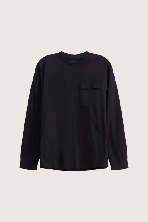 CREWNECK SWEATSHIRT WITH CARGO POCKET