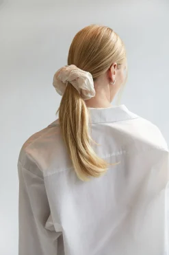 CRINKLED OVERSIZED HAIR SCRUNCHIE