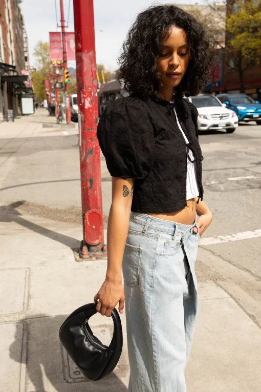 CROPPED BLOUSE WITH BOW PATTERN