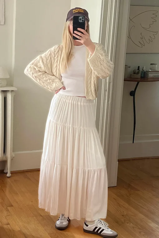 CROPPED CABLE KNIT CARDIGAN