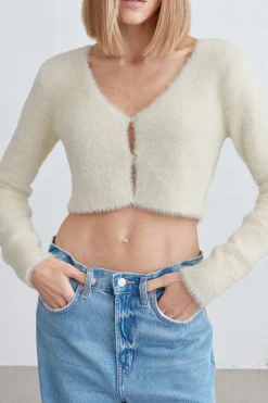 CROPPED FUZZY CARDIGAN